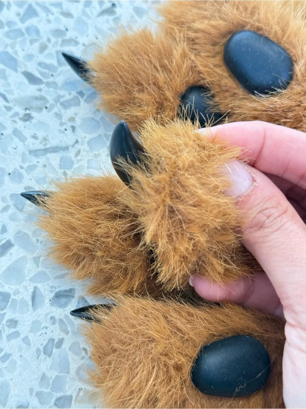 Grizzly Bear 🐻 paw glove mittens realistic claws
